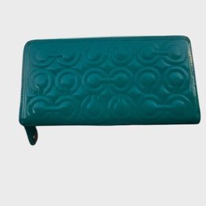 Coach Gramercy Quilted Logo Accordion Zip Wallet Teal Green